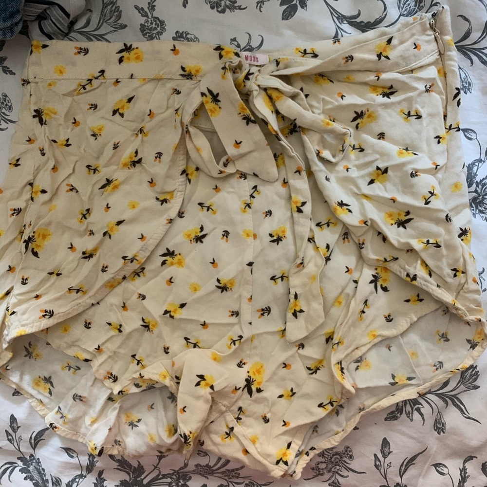 Little Moss PacSun Shorts with Tie